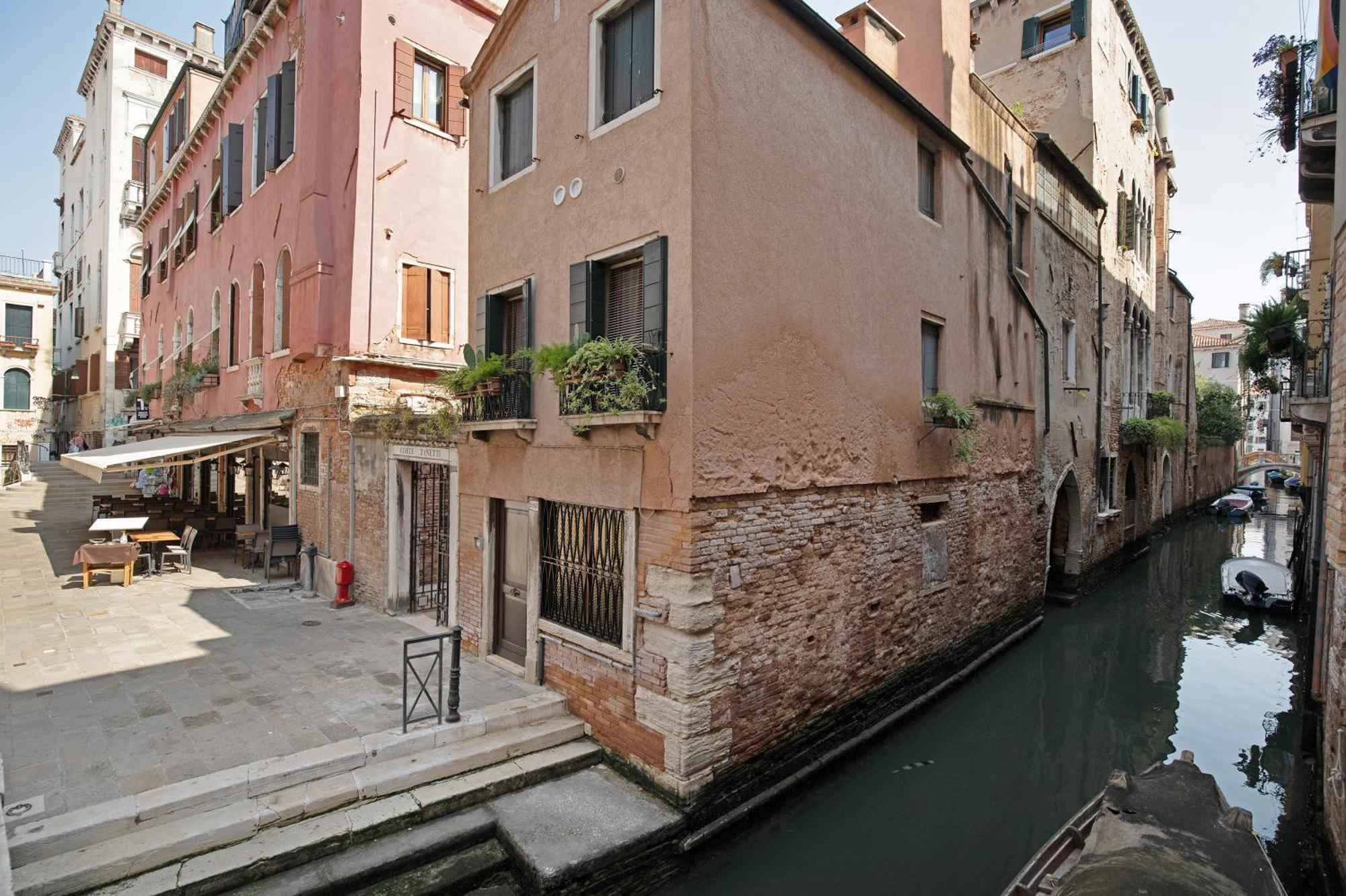 Campiello Del Spezier Venise